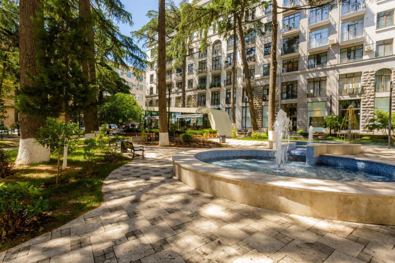 Apartment In The City Center Lll 第比利斯 外观 照片