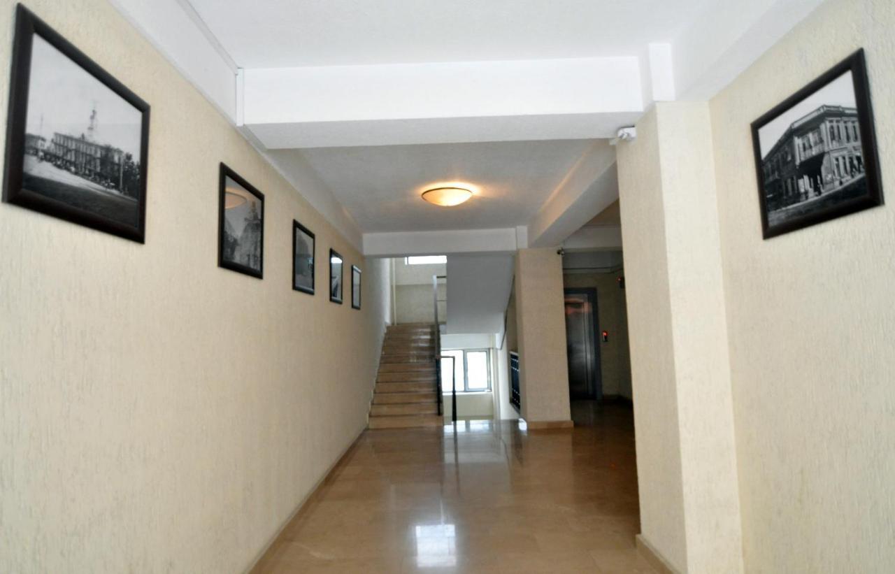 Apartment In The City Center Lll 第比利斯 外观 照片